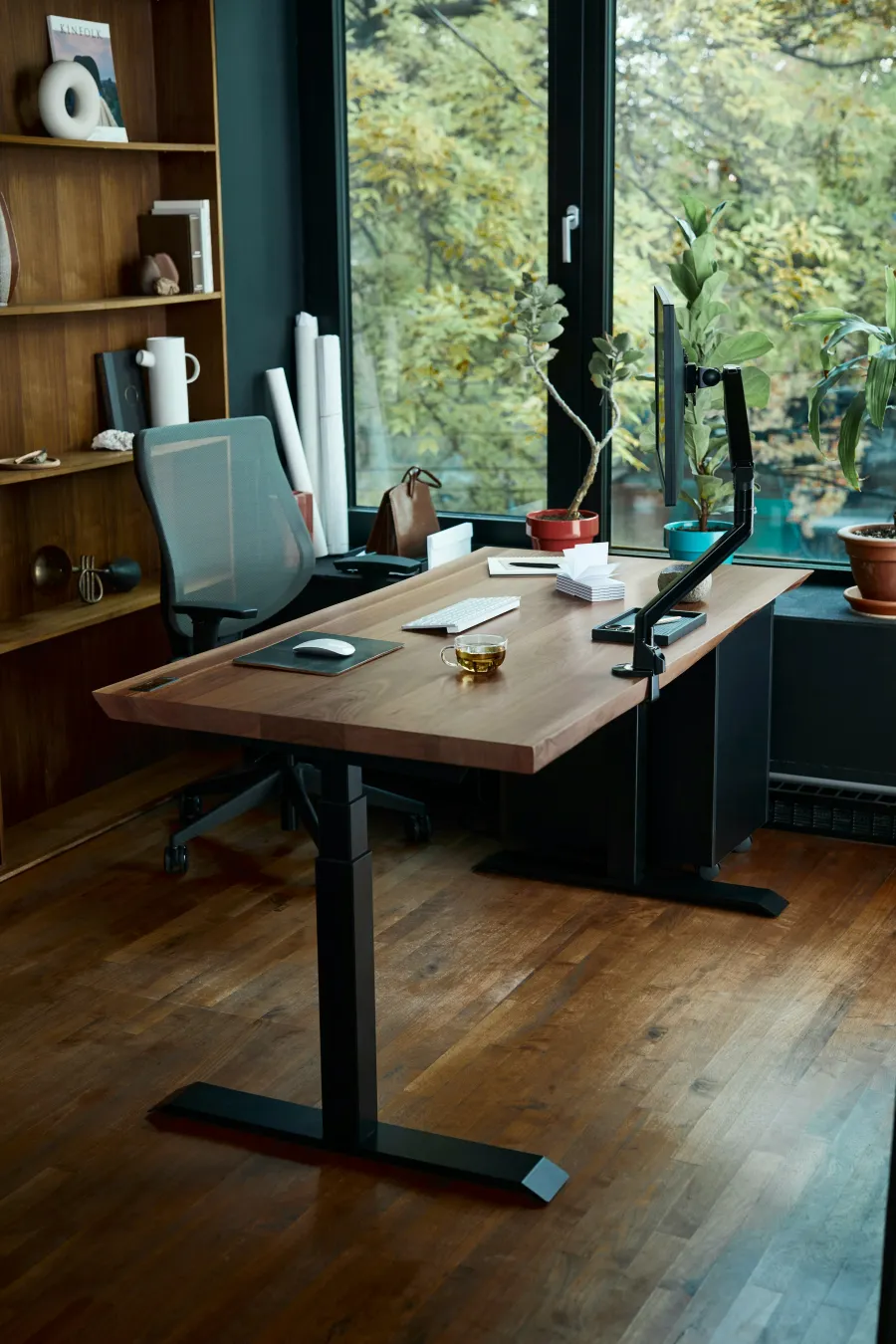 Modern workspace